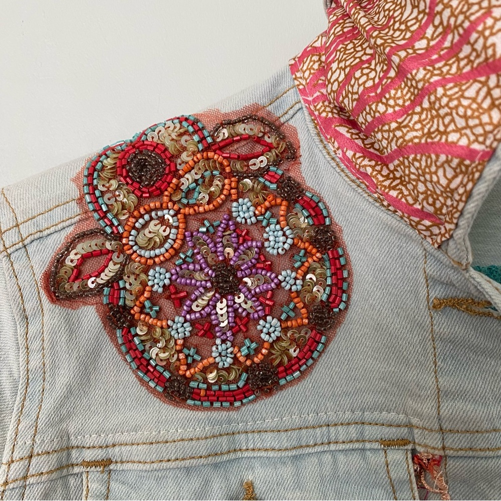 ANTICA SARTORIA Positano *RARE* Embroidered Embellished cropped denim jacket NWT - Picture 9 of 10